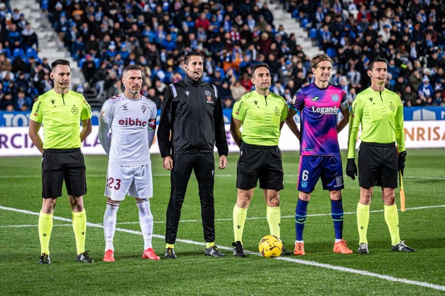 El Eibar se impone en casa del líder