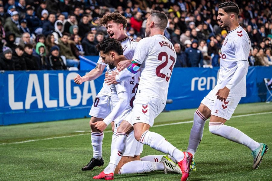 El Eibar se impone en casa del líder