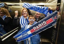 Los donostiarras Juanjo Ibáñez y Elena Telleria junto a y su hijo Eneko, preparados para darlo todo hoy en Anoeta.