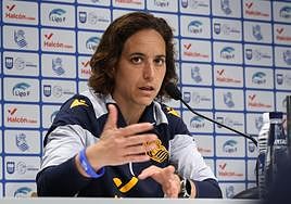 Natalia Arroyo, este mediodía en la sala de prensa de Zubieta.