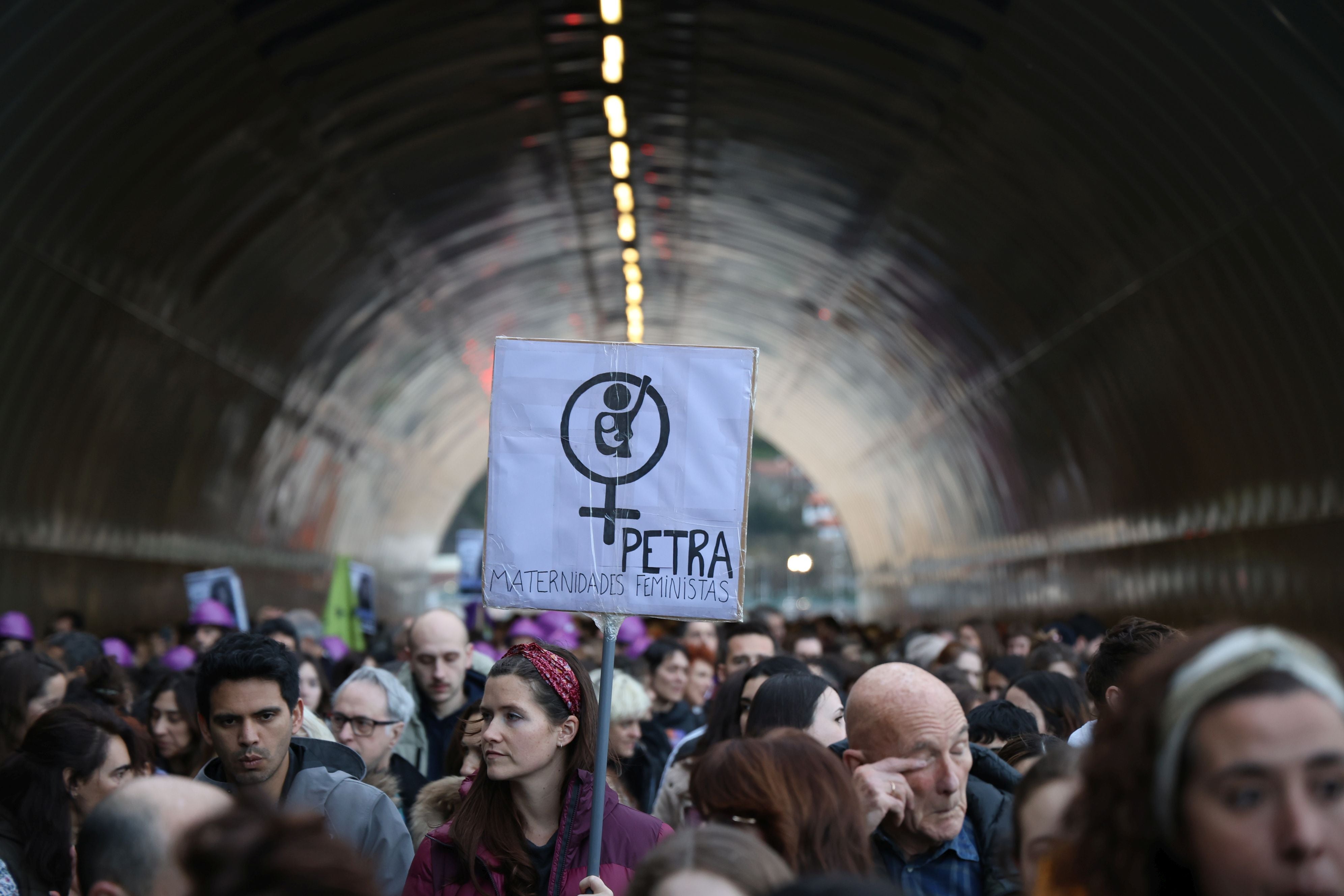 Las imágenes de la manifestación en Donostia por el Día internacional de la mujer