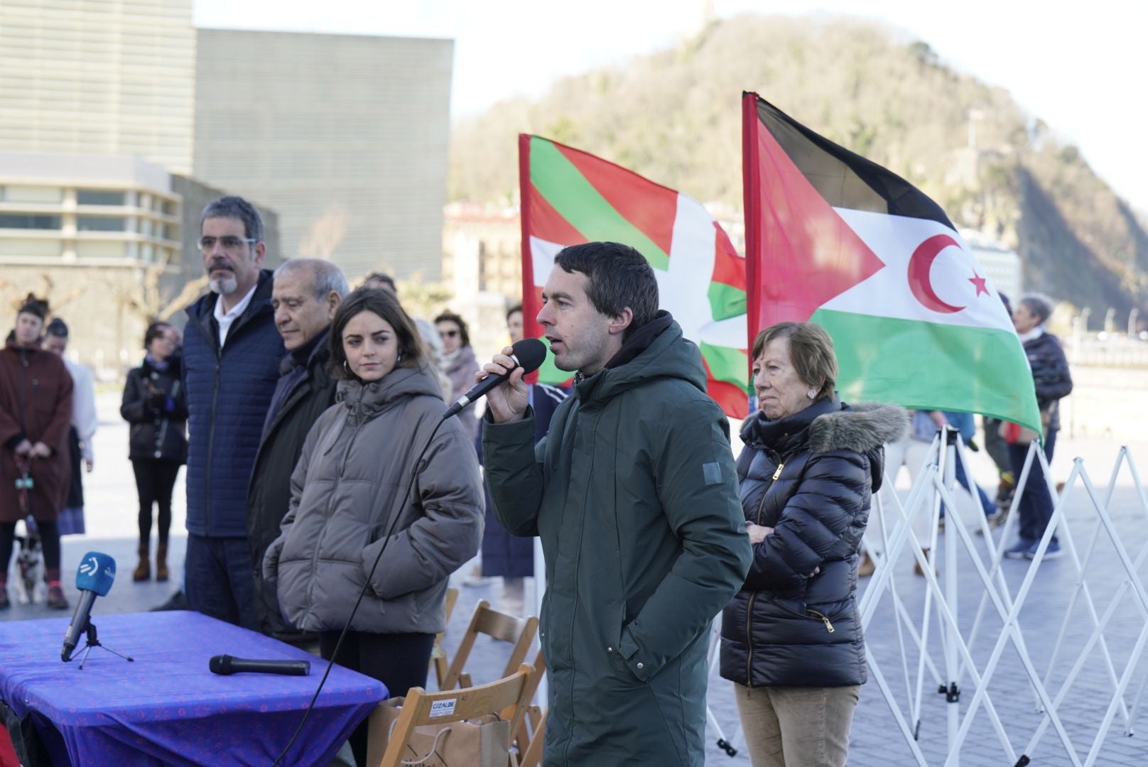 Una caravana a favor de los refugiados saharauis