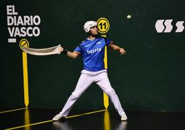 Joseba Goikoetxea, en su debut como profesional en Galarreta.