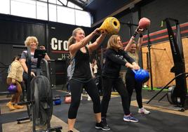 Crossfit Irun acogió el viernes una jornada de empoderamiento promovida por la Diputación.