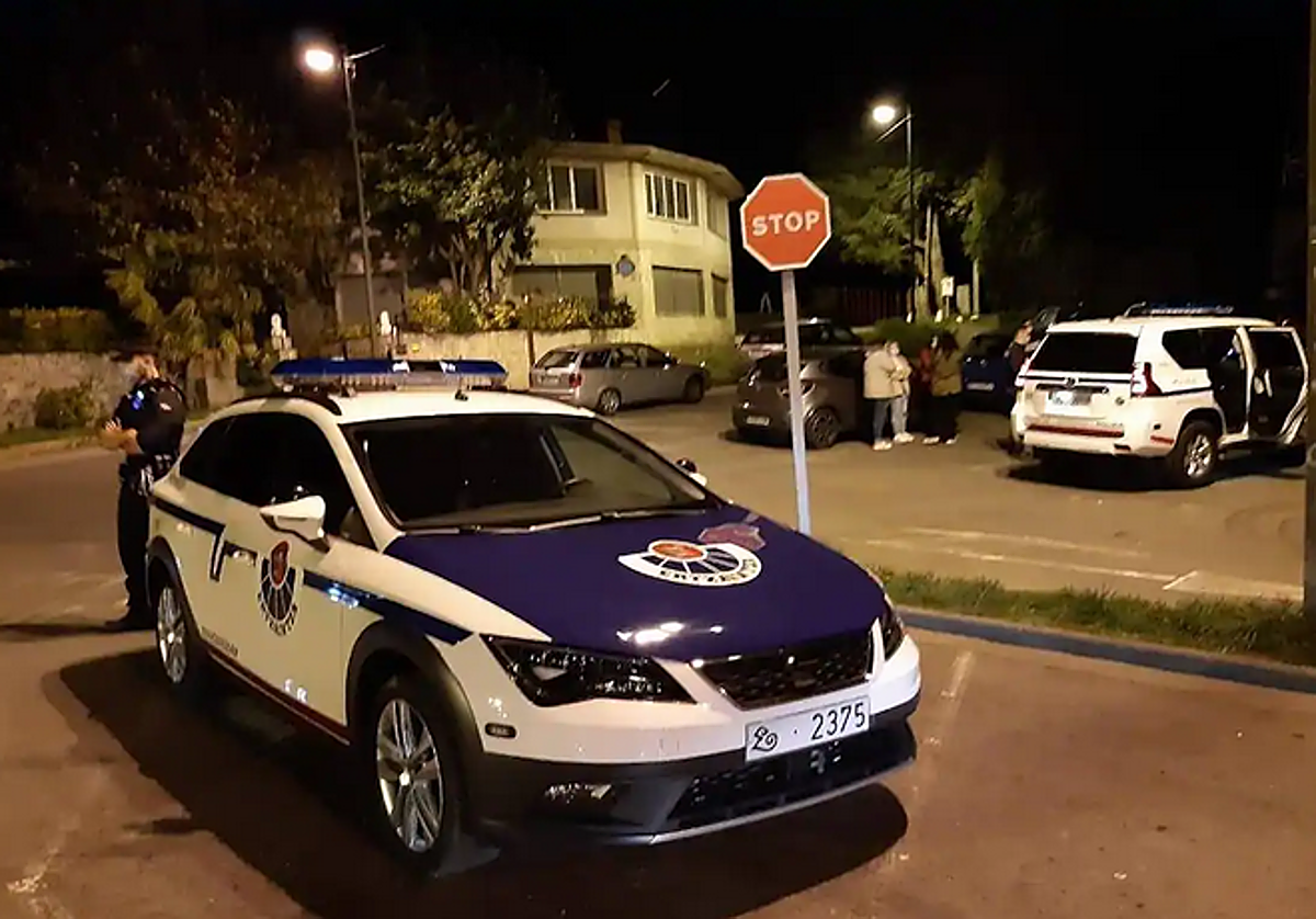 Una patrulla de la Ertzainza.