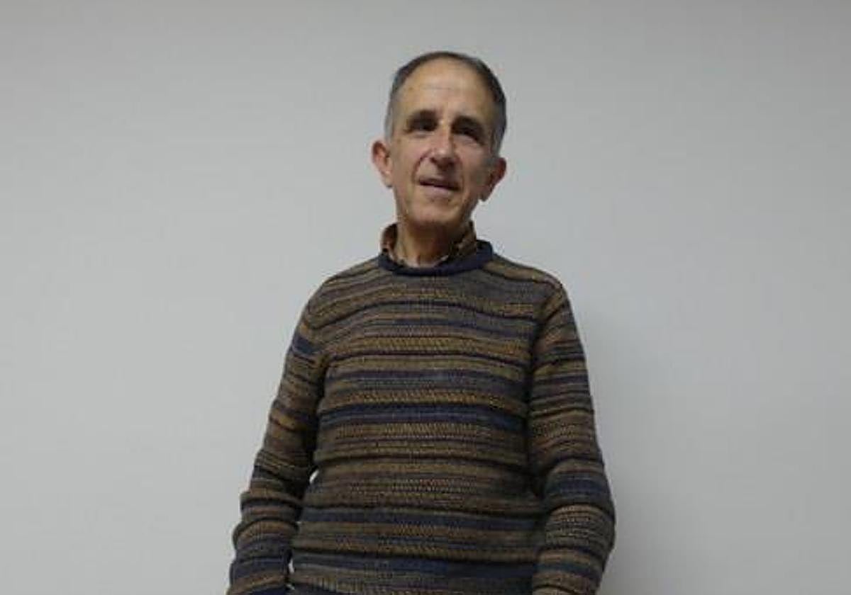 Xabi Ricok jantziko dio txapela 2024ko Arabako bertsolari txapeldunari