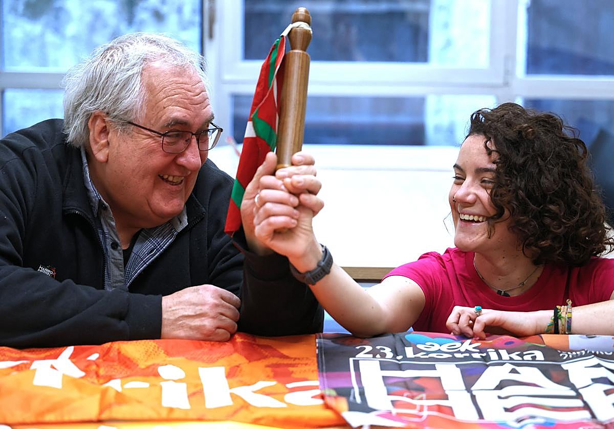 Mattin Sorozabalbere eta Maddi Sanz, AEK-ko kideak.