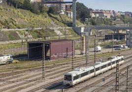 La auditoría de los trenes 'que no cabían por los túneles' revela numerosos errores de Adif, Renfe y CAF