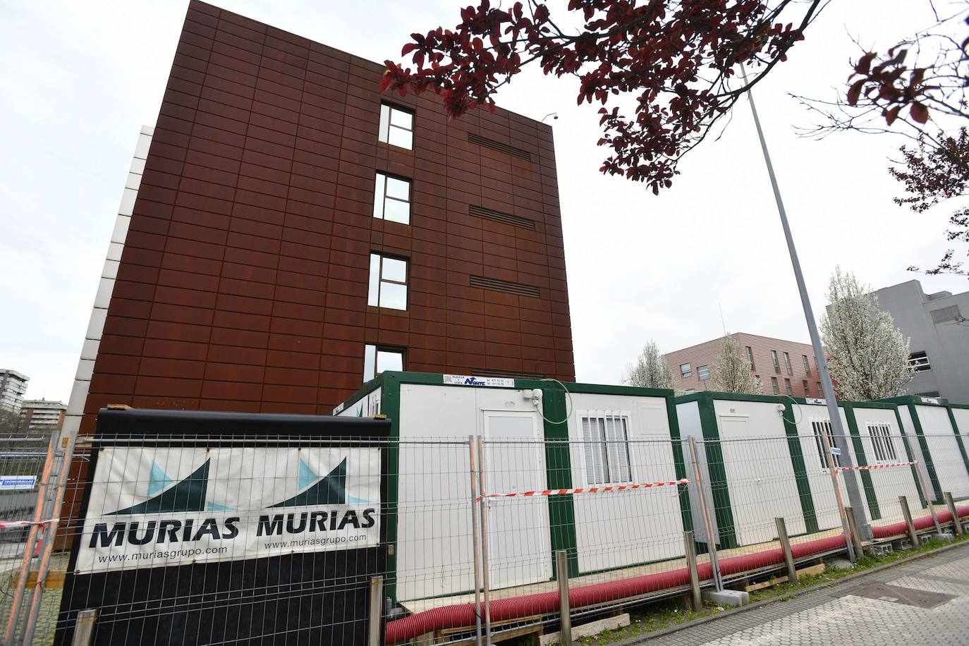 Ikerbaske retiró la adjudicación a Murias de las obras del Polo Cuántico de Donostia por problemas financieros.