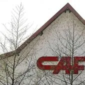 Inspección propone una multa de 200.000 euros a CAF por «falta grave» en el desamiantado