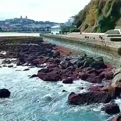 El Peine del Viento, desde el mar