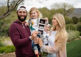 El golfista Jon Rahm será padre por tercera vez