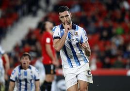 Mikel Merino, tras marcar el gol de la victoria en el encuentro de liga en Mallorca.