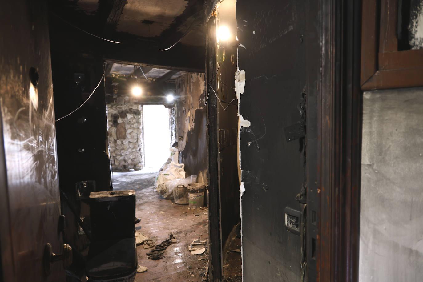 Así ha quedado la vivienda de Begoña Santos en Errenteria tras el incendio