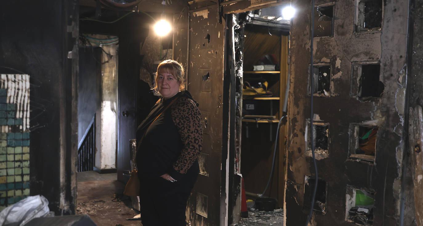 Así ha quedado la vivienda de Begoña Santos en Errenteria tras el incendio