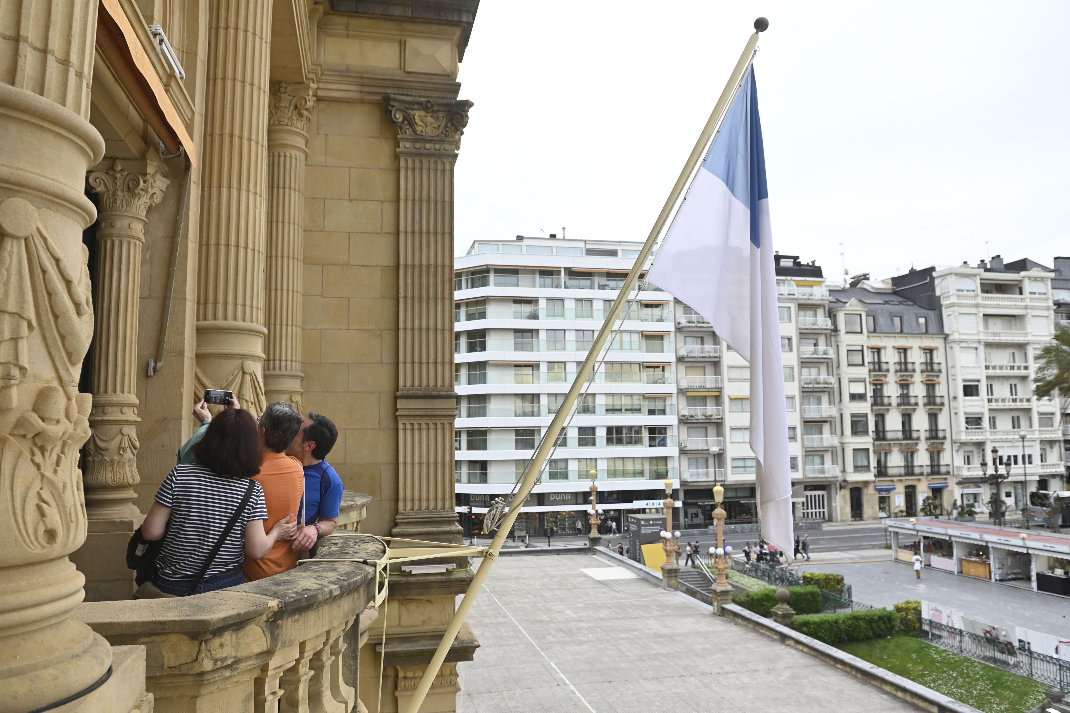 Las visitas guiadas por el Ayuntamiento, en imágenes