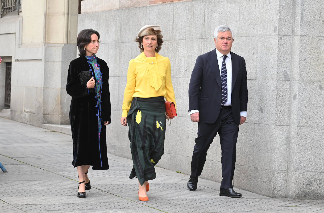 Del Rey emérito a Feijóo: La llegada de los invitados a la boda de José Luis Almeida