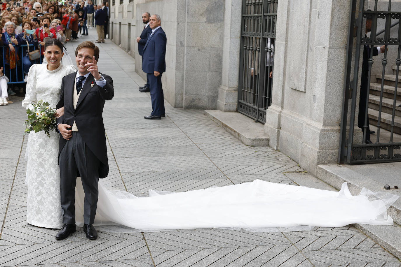 Del Rey emérito a Feijóo: La llegada de los invitados a la boda de José Luis Almeida