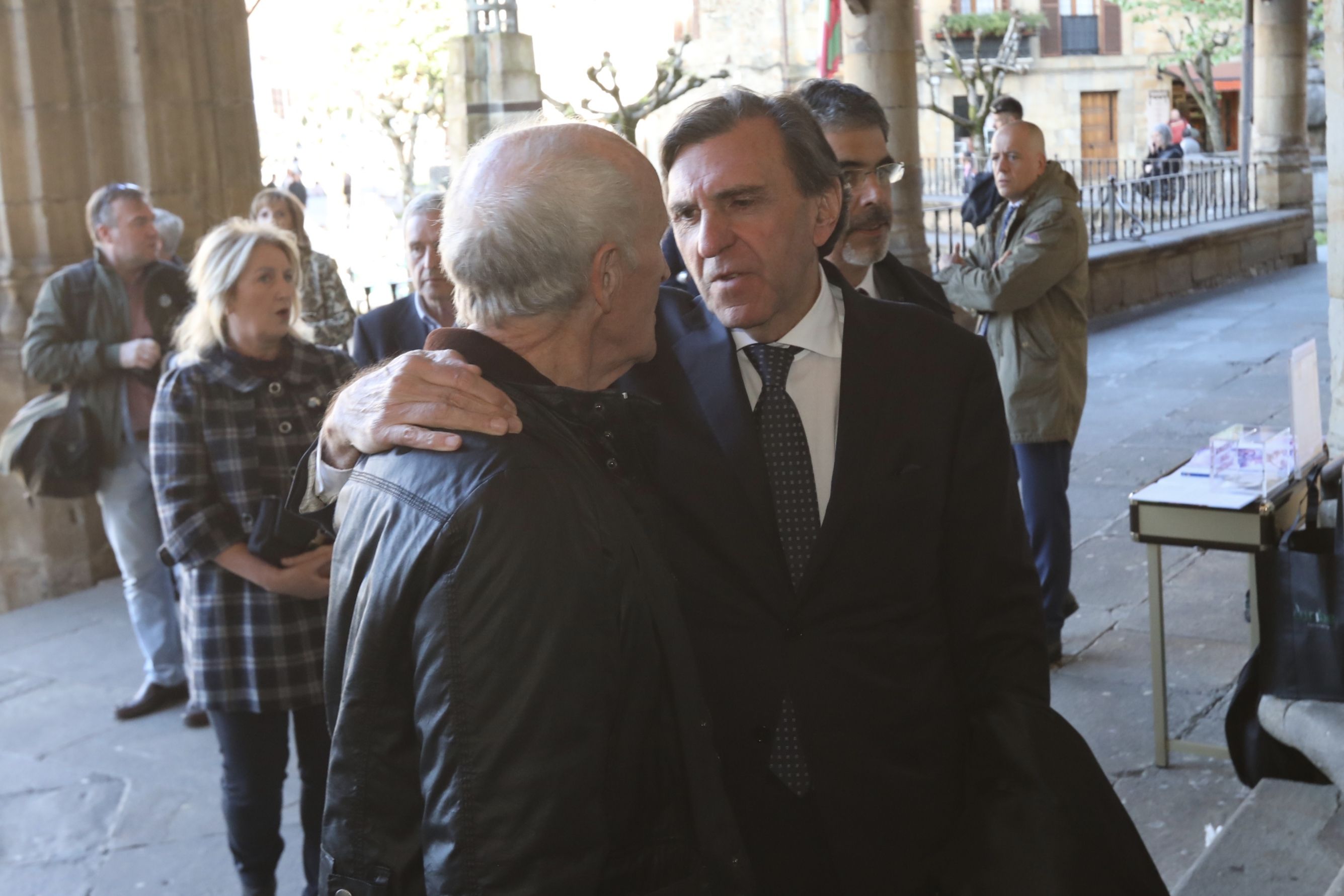 Euskadi despide a José Antonio Ardanza