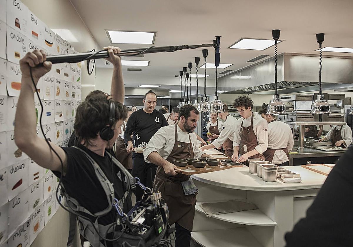 Grabación en la cocina del establecimiento.