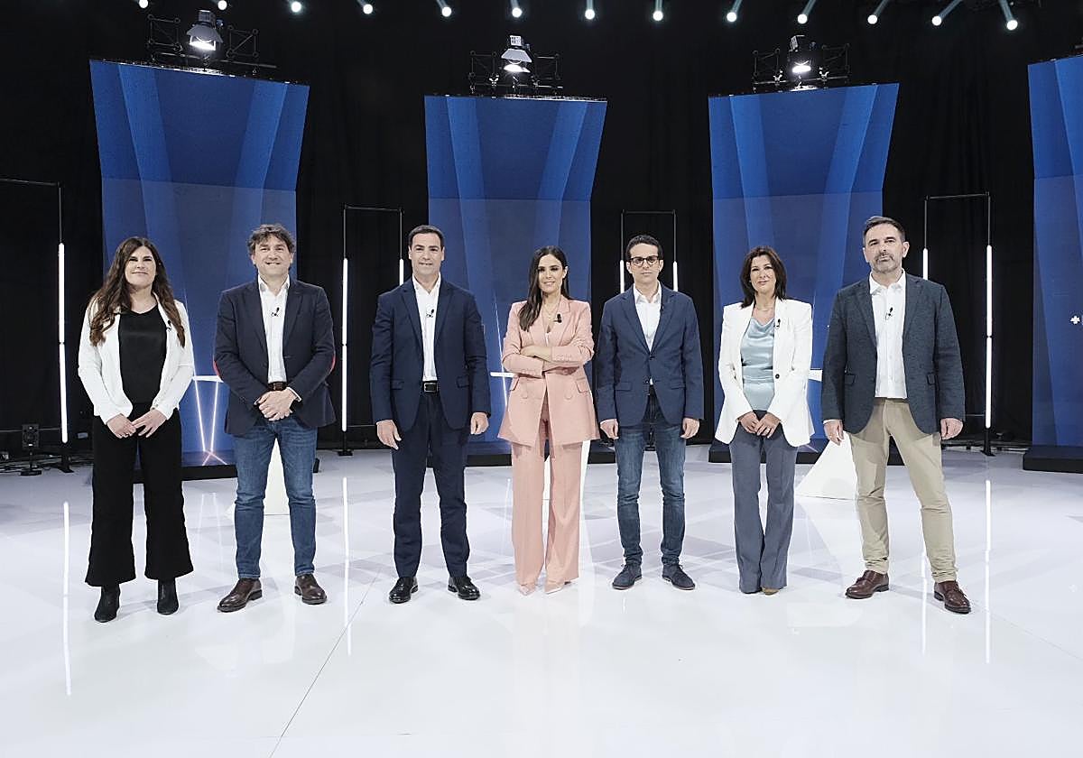Los candidatos a lehendakari de los principales partidos, ayer en el plató de ETB.