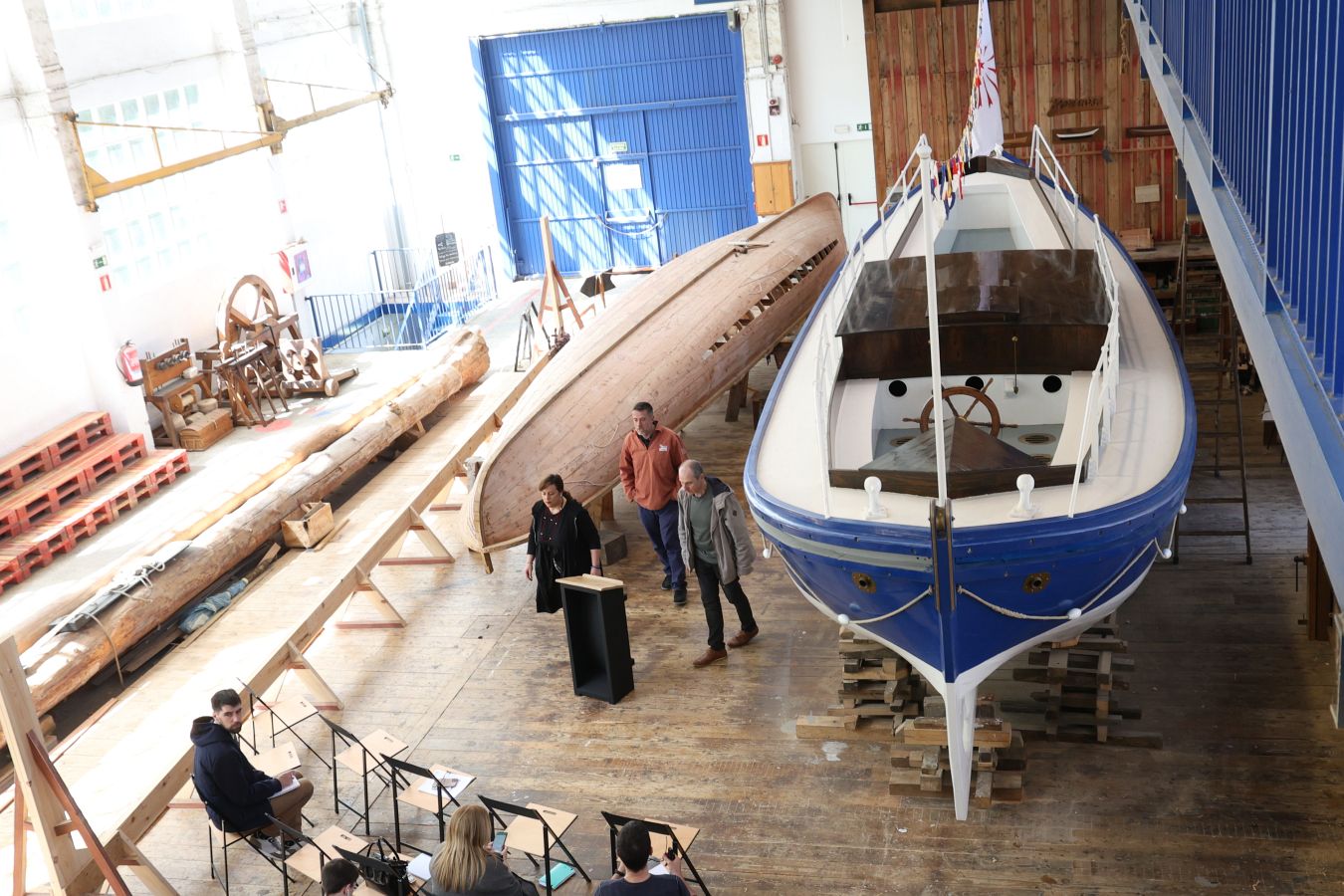 Así ha quedado restaurada la embarcación de salvamento marítimo de 1925