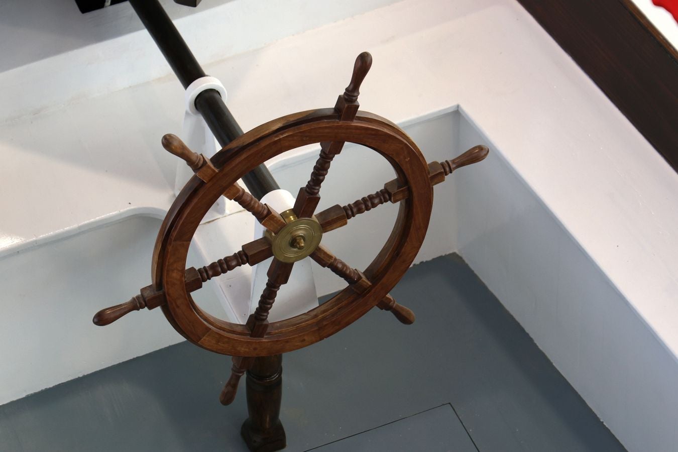 Así ha quedado restaurada la embarcación de salvamento marítimo de 1925