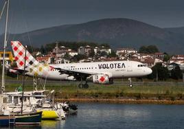 El aeropuerto de Hondarribia acumula hasta marzo un 38,5% más de pasajeros que en 2019