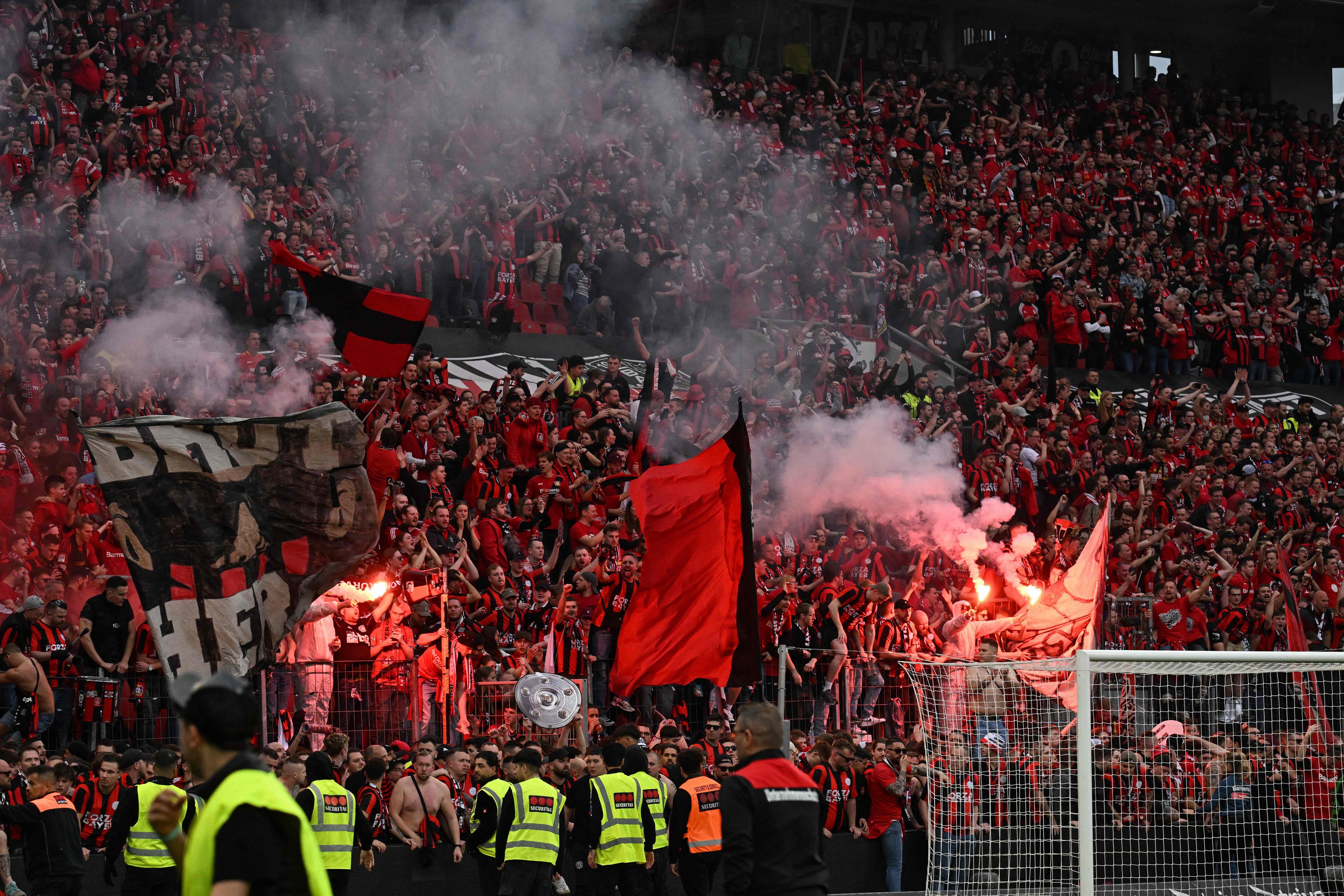 Las imágenes del histórico triunfo de Xabi Alonso con el Bayer Leverkusen