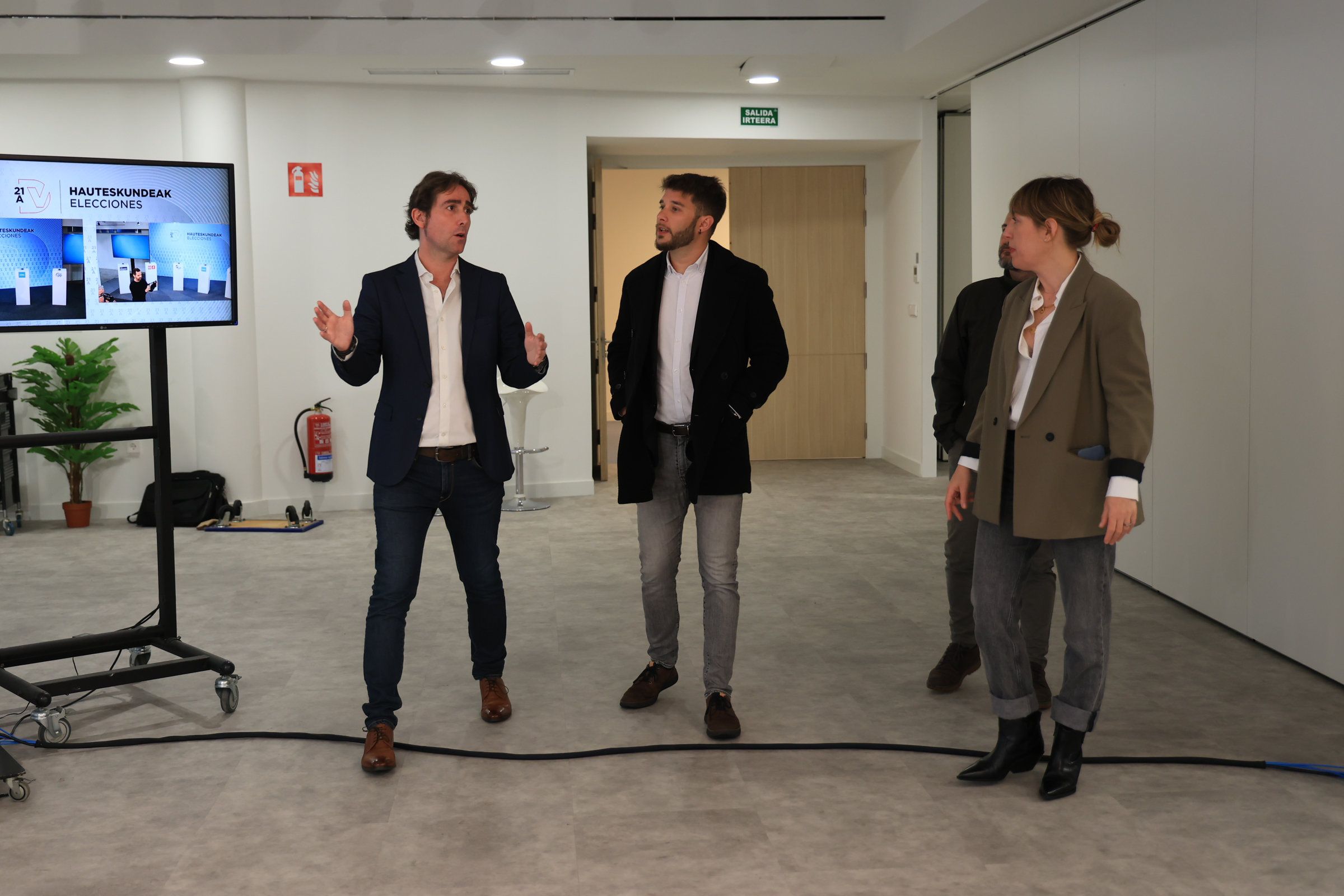 Las bambalinas del debate de DV