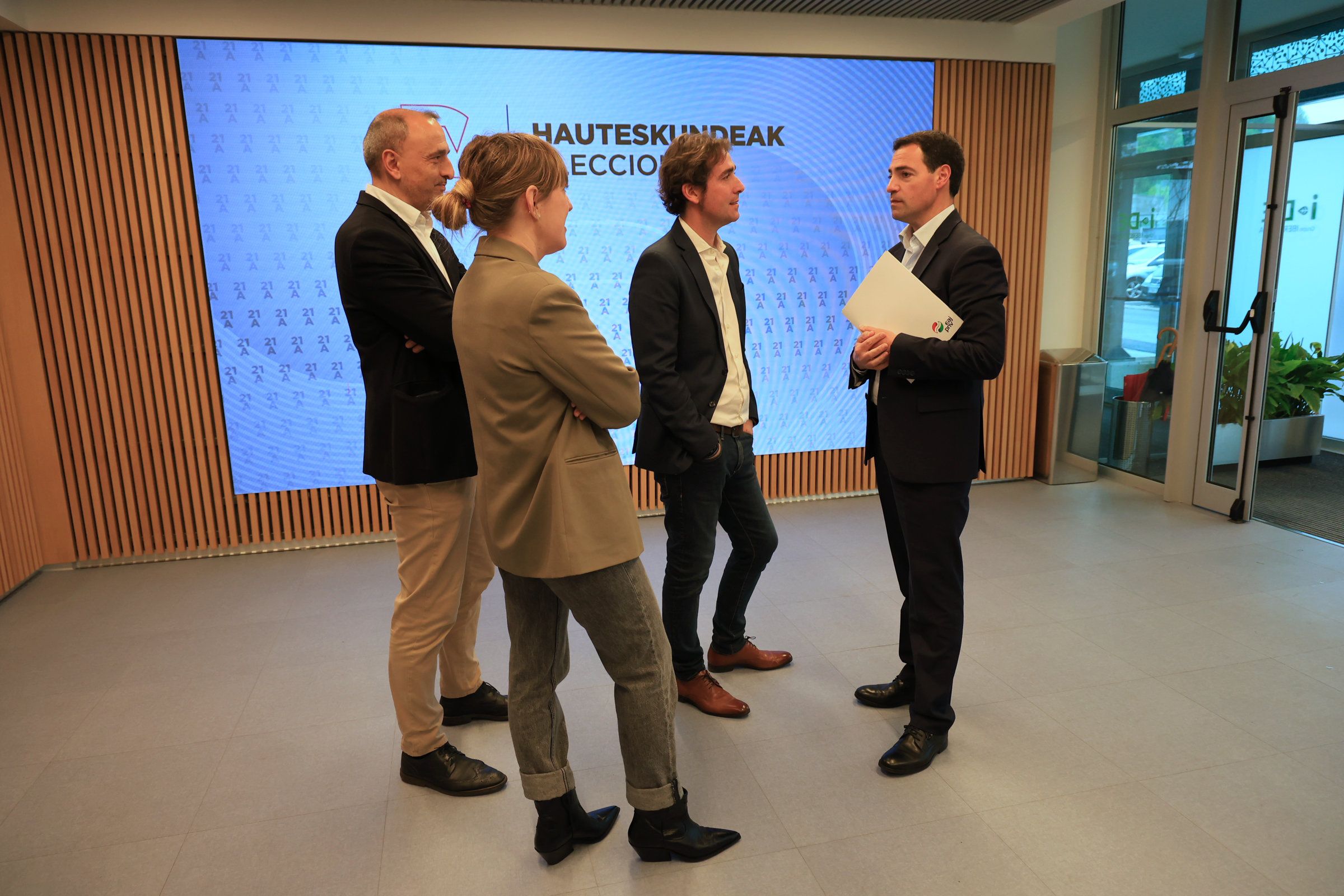 Las bambalinas del debate de DV