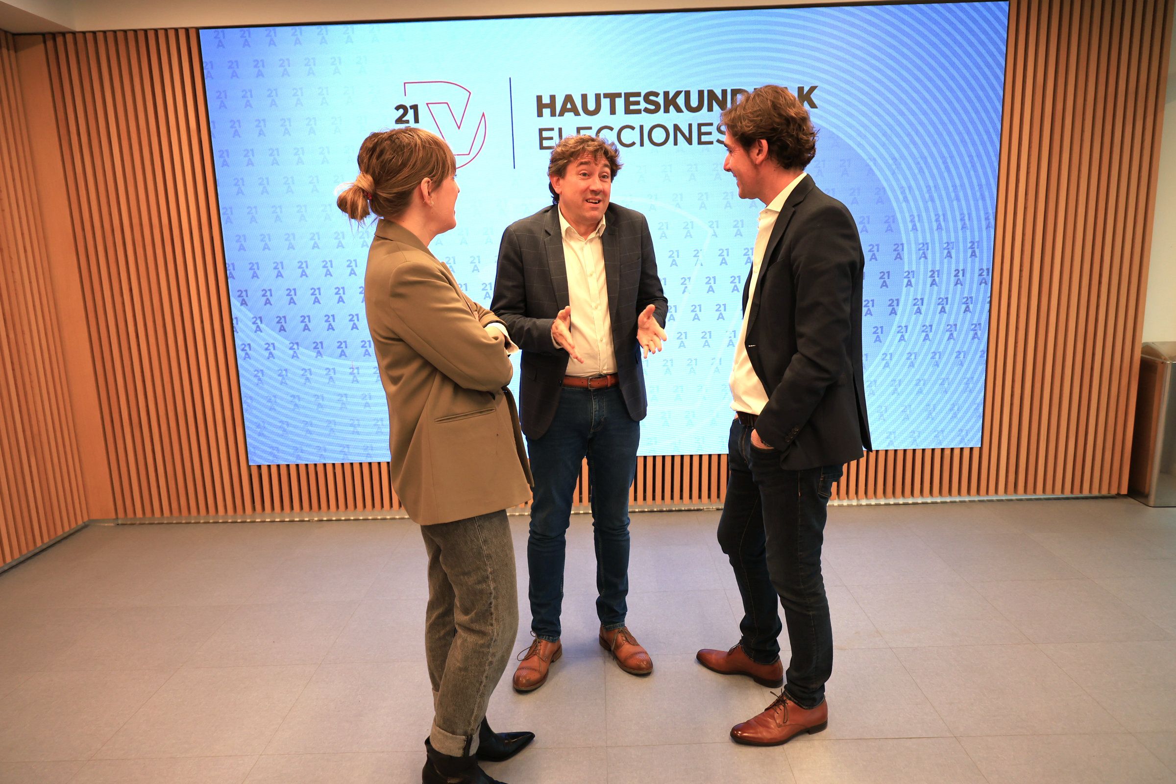 Las bambalinas del debate de DV