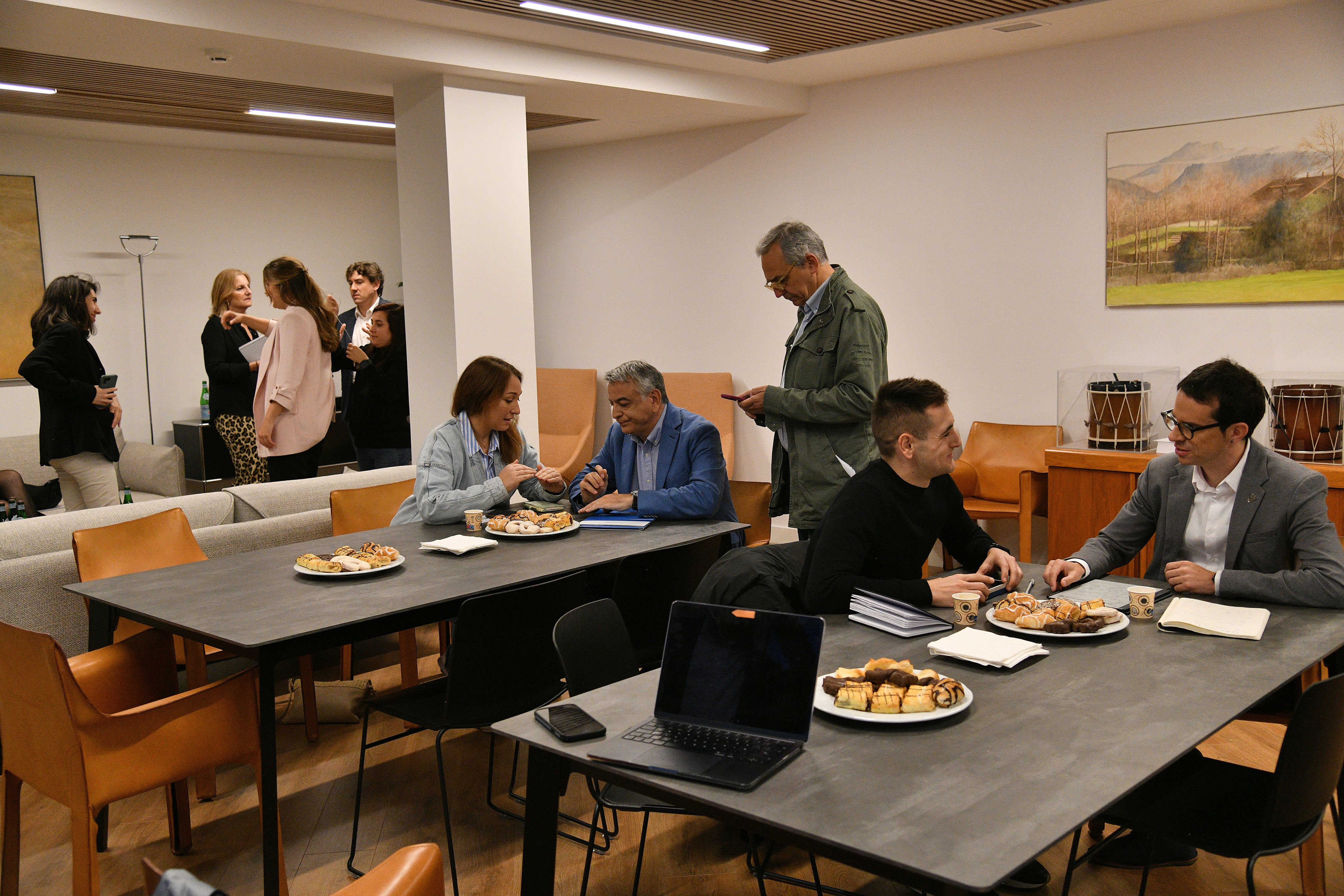 Las bambalinas del debate de DV