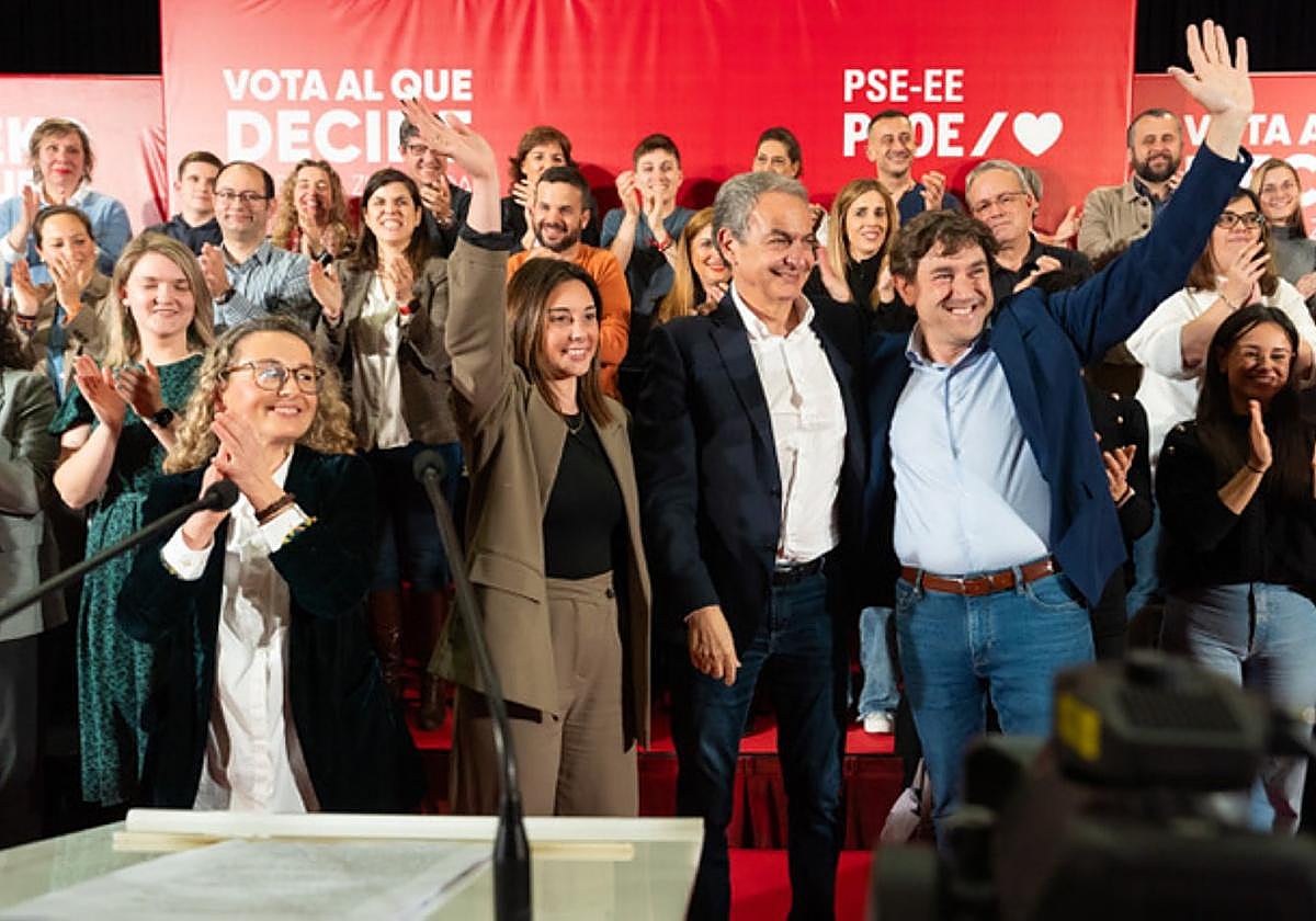 Campelo, Jilete, Rodríguez Zapatero y Andueza, este miércoles en el mitin en Barakaldo.