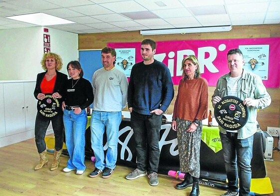 Organizadores y patrocinadores del evento, en la presentación.