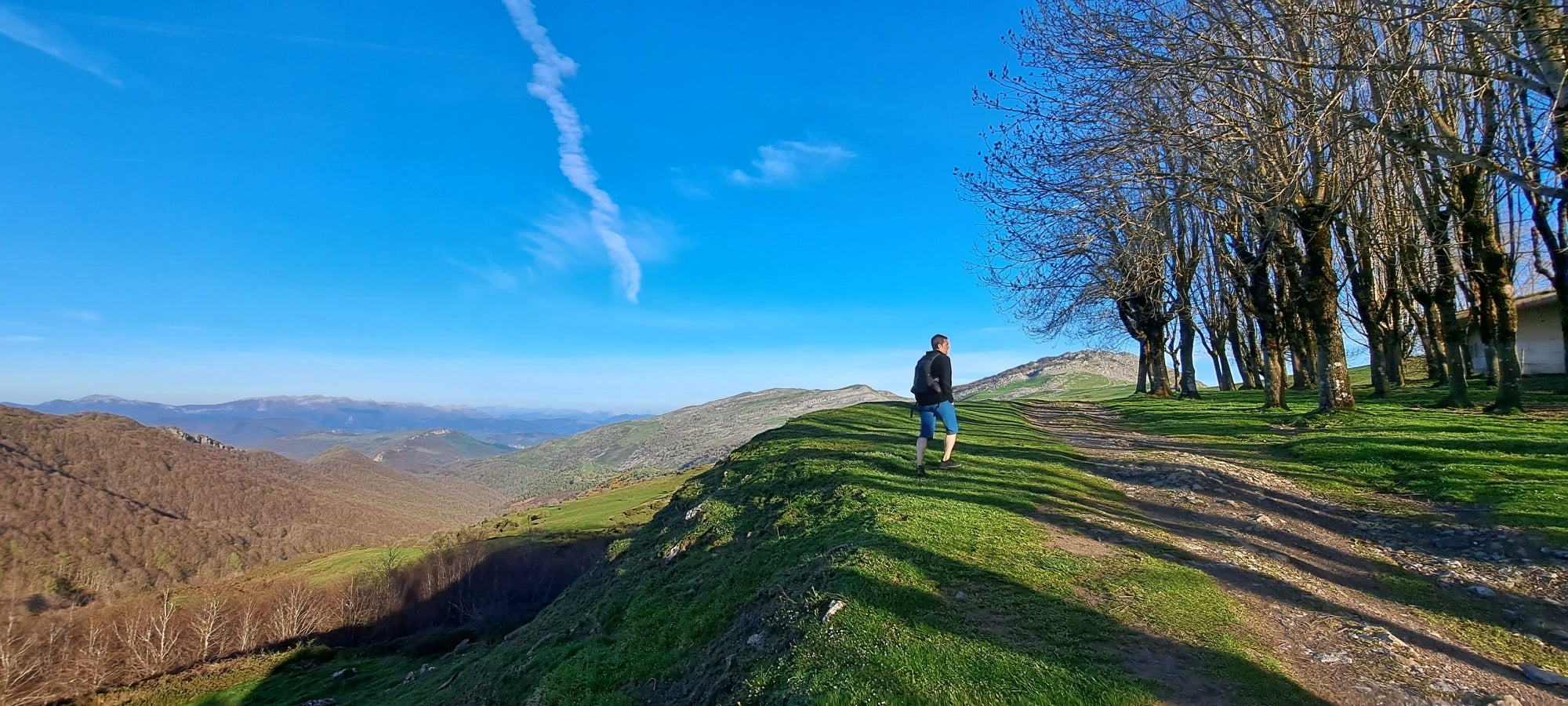 Errenaga, la discreta cima de la Sierra de Aralar