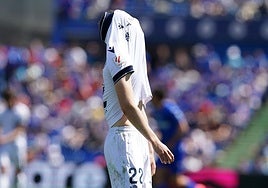 Turrientes se lamenta tras una buena oportunidad.