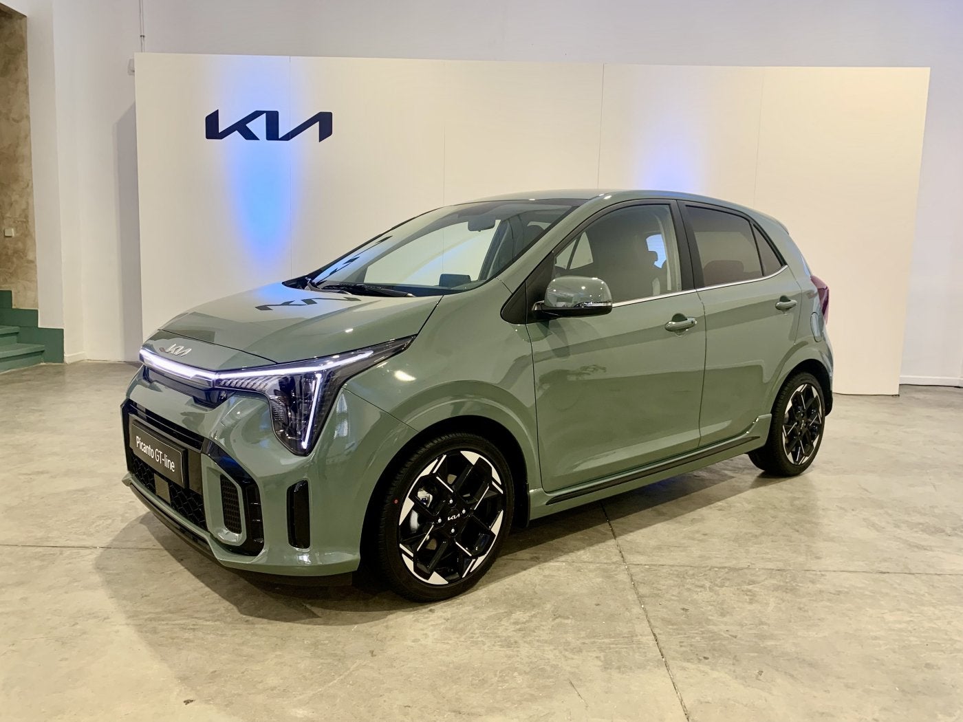 El nuevo Kia Picanto mejora mucho su línea y por dentro equipa lo último en sistemas de infoentretenimiento.