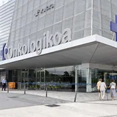 Entrada principal a Onkologikoa, que está culminando su integración en Osakidetza.