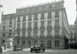 La plaza Lasala, en la década de los 40.