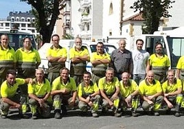 Kale garbiketako zerbitzuko kideek igoko dute San Pelaio bandera