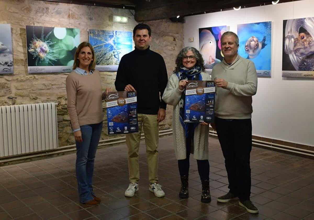 Representantes de Cimasub y el resto de colaboradores.