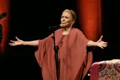 María Dolores Pradera, en un concierto en el Kursaal en 2004.
