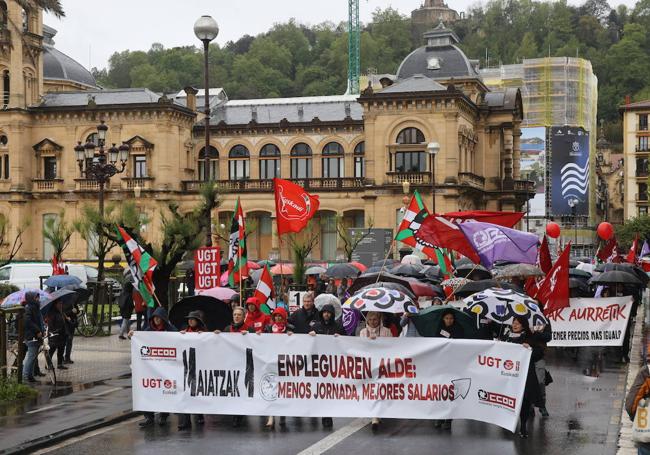 Manifestación del Primero de Mayo en Donostia.