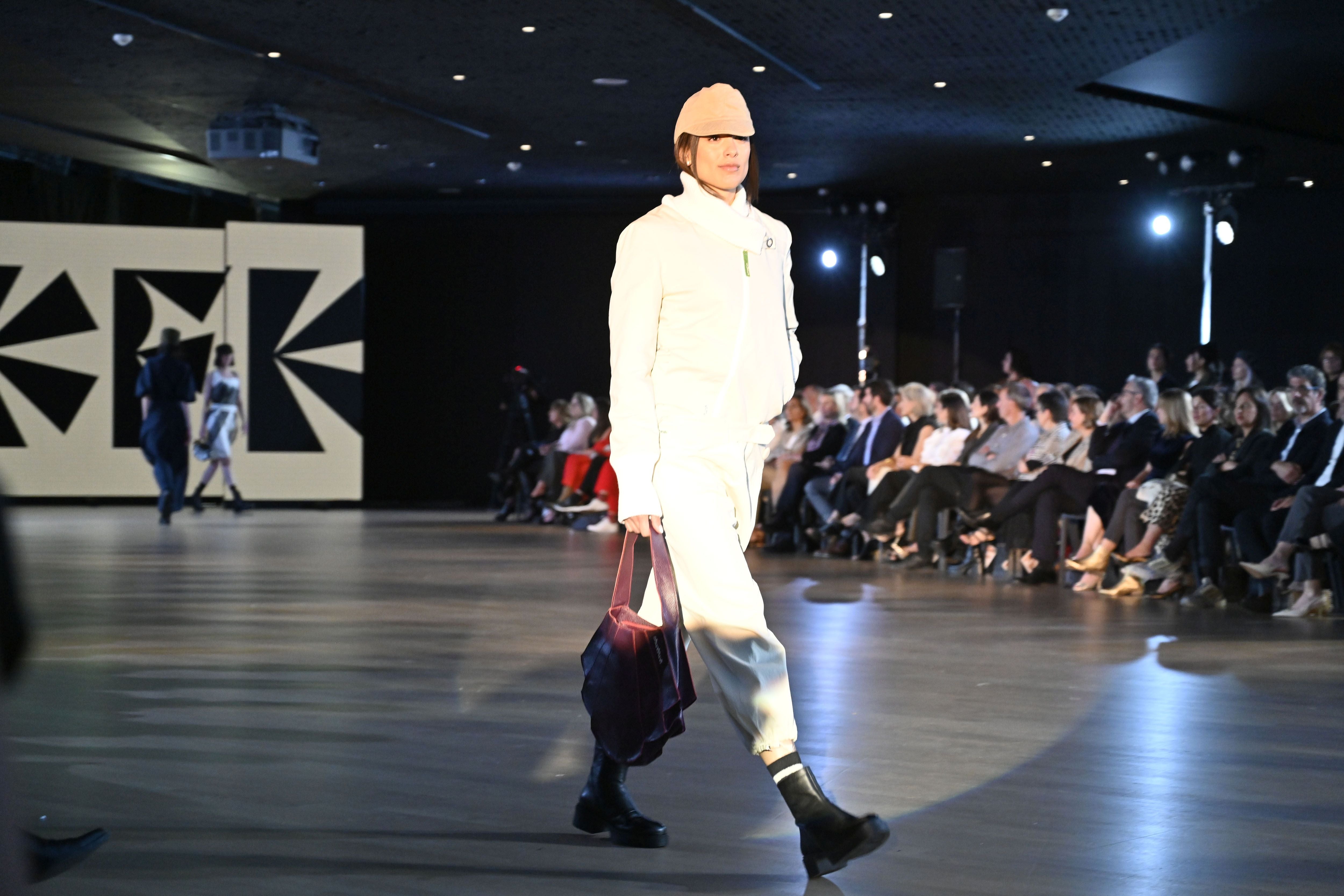 El desfile de SKFK en Getaria