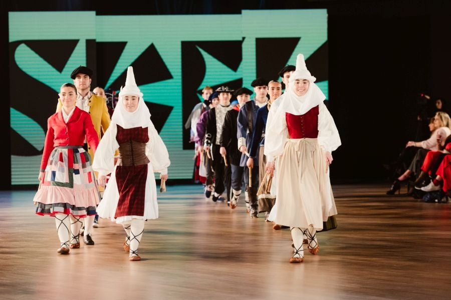 El estilo propio de SKFK se adueña de la pasarela