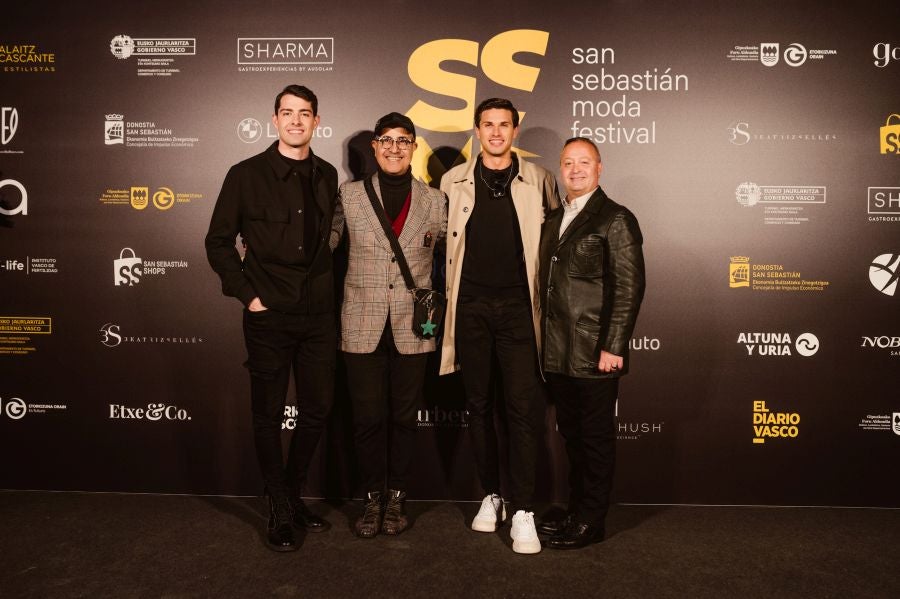 Photocall del desfile de SKFK en Balenciaga