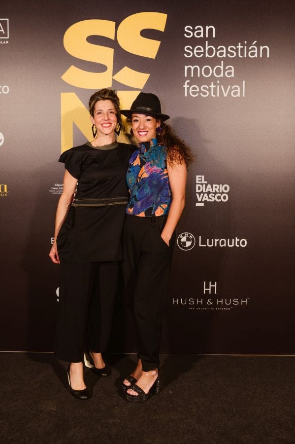 Photocall del desfile de SKFK en Balenciaga