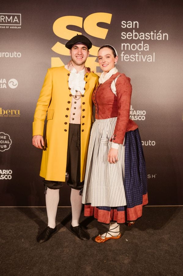 Photocall del desfile de SKFK en Balenciaga