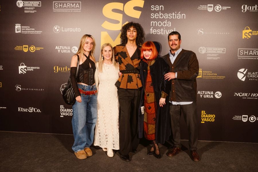 Photocall del desfile de SKFK en Balenciaga